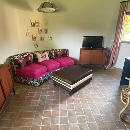 בית הארחה Cadeo 	Relais Cascina Scottina מראה חיצוני תמונה