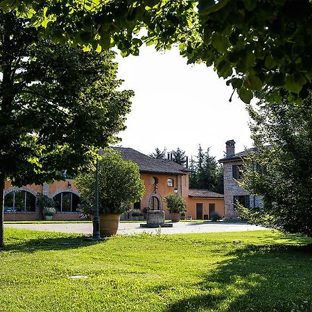 בית הארחה Cadeo 	Relais Cascina Scottina מראה חיצוני תמונה