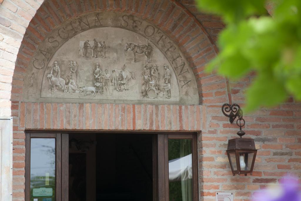 בית הארחה Cadeo 	Relais Cascina Scottina מראה חיצוני תמונה