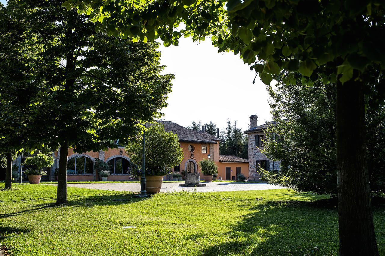 בית הארחה Cadeo 	Relais Cascina Scottina מראה חיצוני תמונה