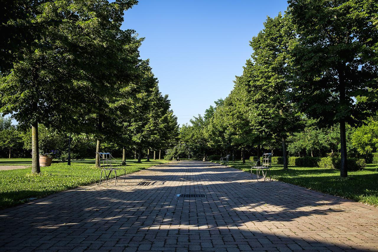 בית הארחה Cadeo 	Relais Cascina Scottina מראה חיצוני תמונה