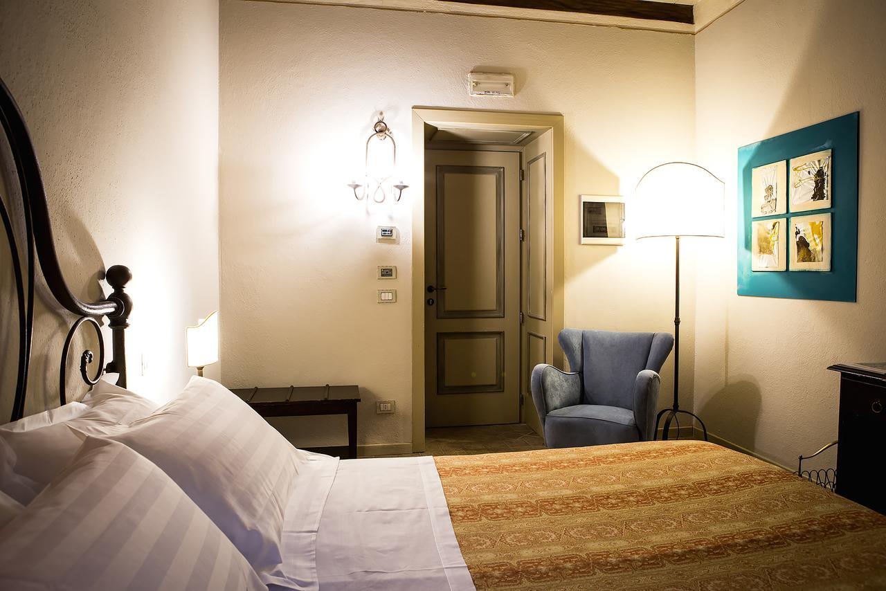 בית הארחה Cadeo 	Relais Cascina Scottina מראה חיצוני תמונה