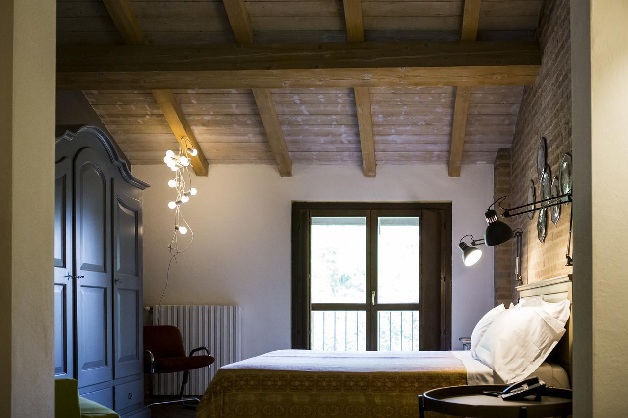 בית הארחה Cadeo 	Relais Cascina Scottina מראה חיצוני תמונה